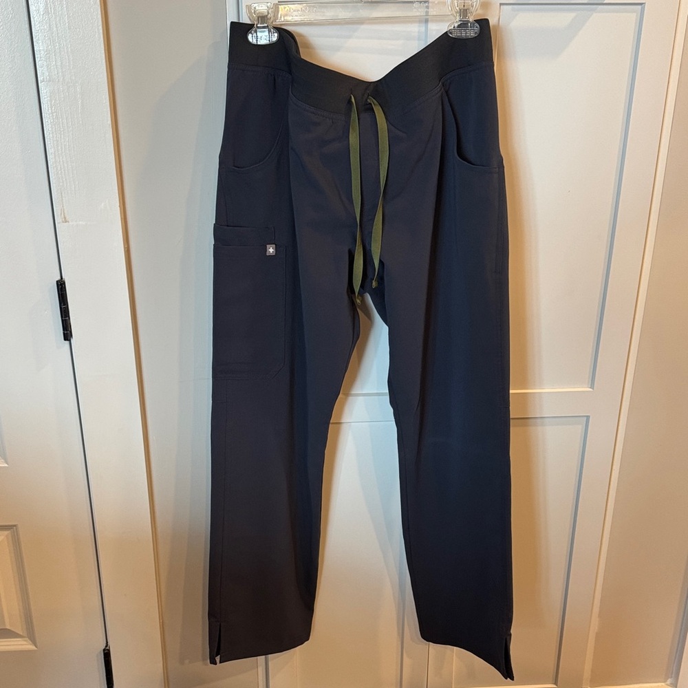 Figs Men's Cargo Pants with Olive Drawstring
